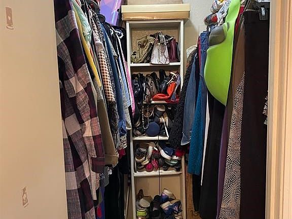 3rd image of 1304 Harwell Dr APT 4822