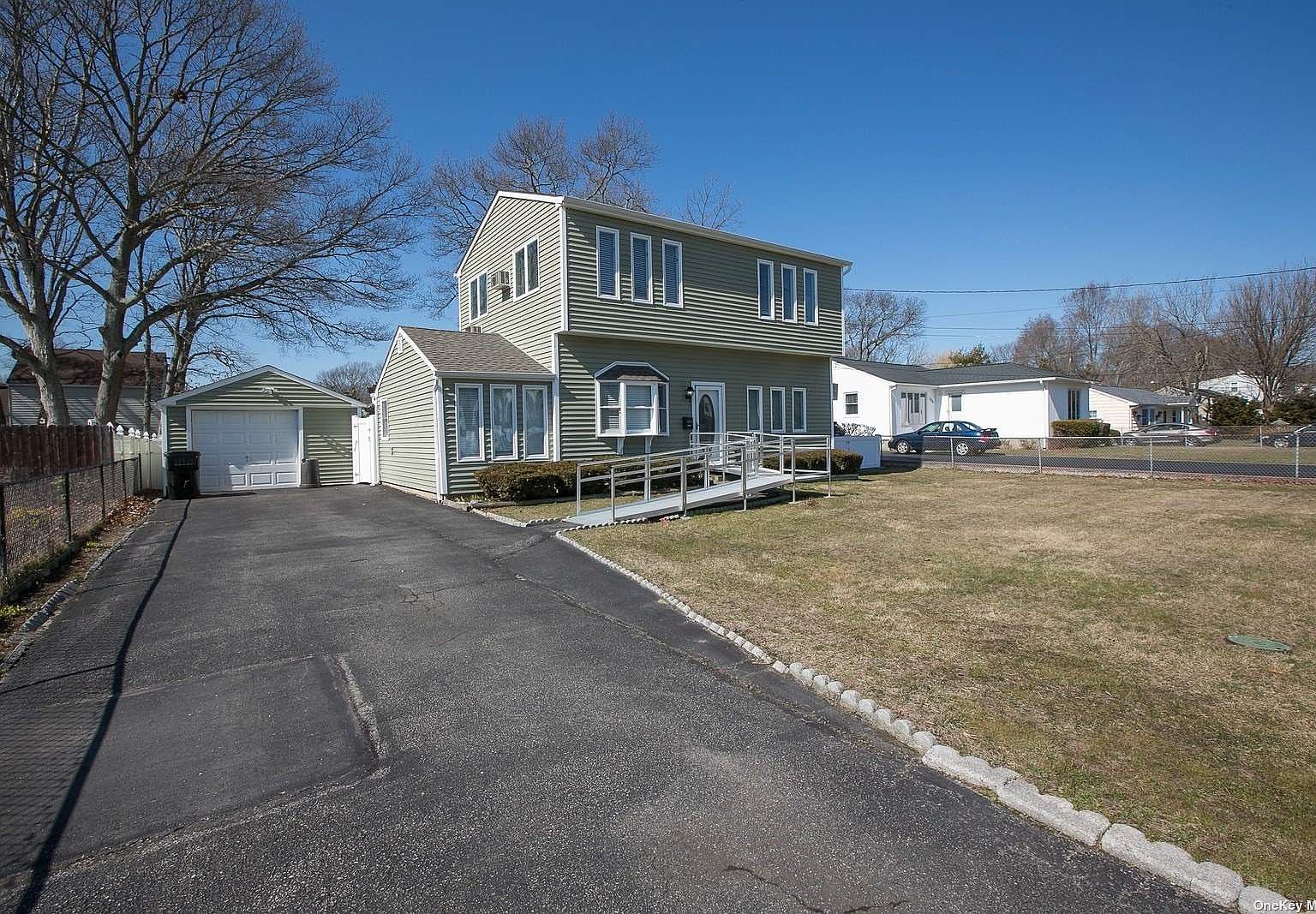 1086 Hyman Avenue, Bay Shore, NY 11706 Zillow