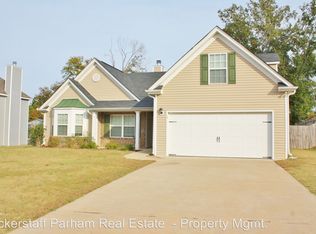 15 Oakwood Dr, Phenix City, AL 36870