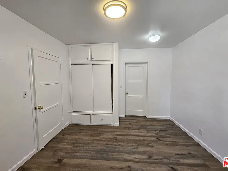 1341 N Keystone St — Photo 18
