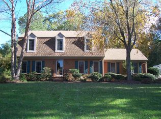 2833 Greenview Rd, Chesapeake, VA 23321