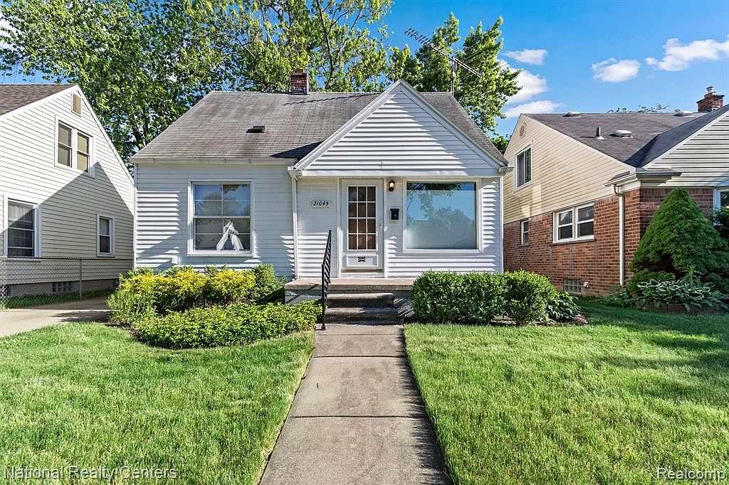 21045 Carlysle St, Dearborn, MI 48124 Zillow