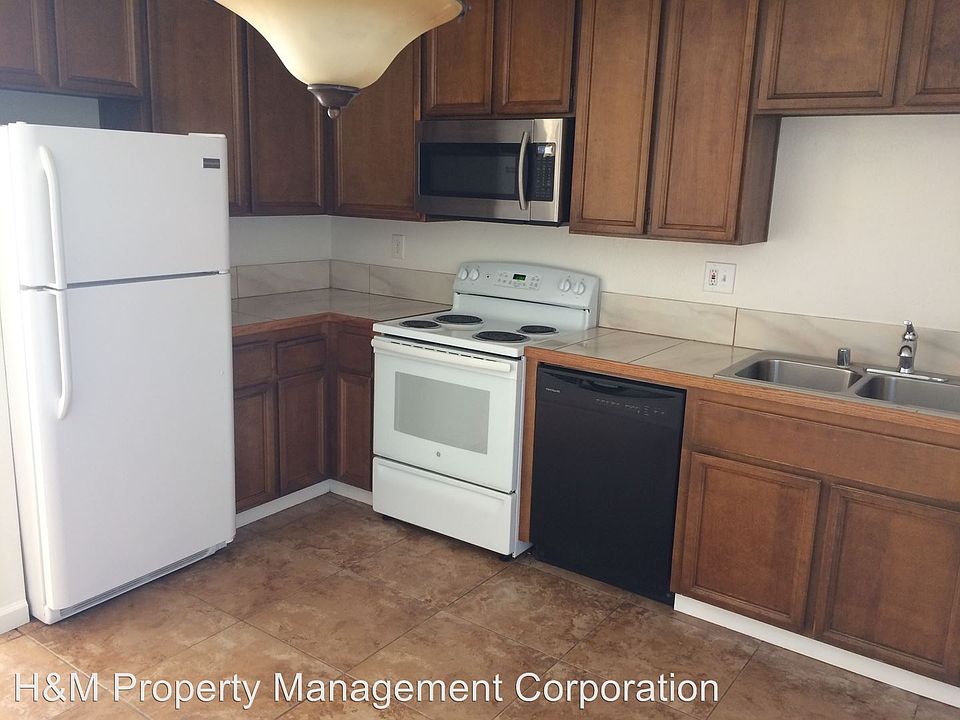 2nd image of 13 Perez Cir APT F