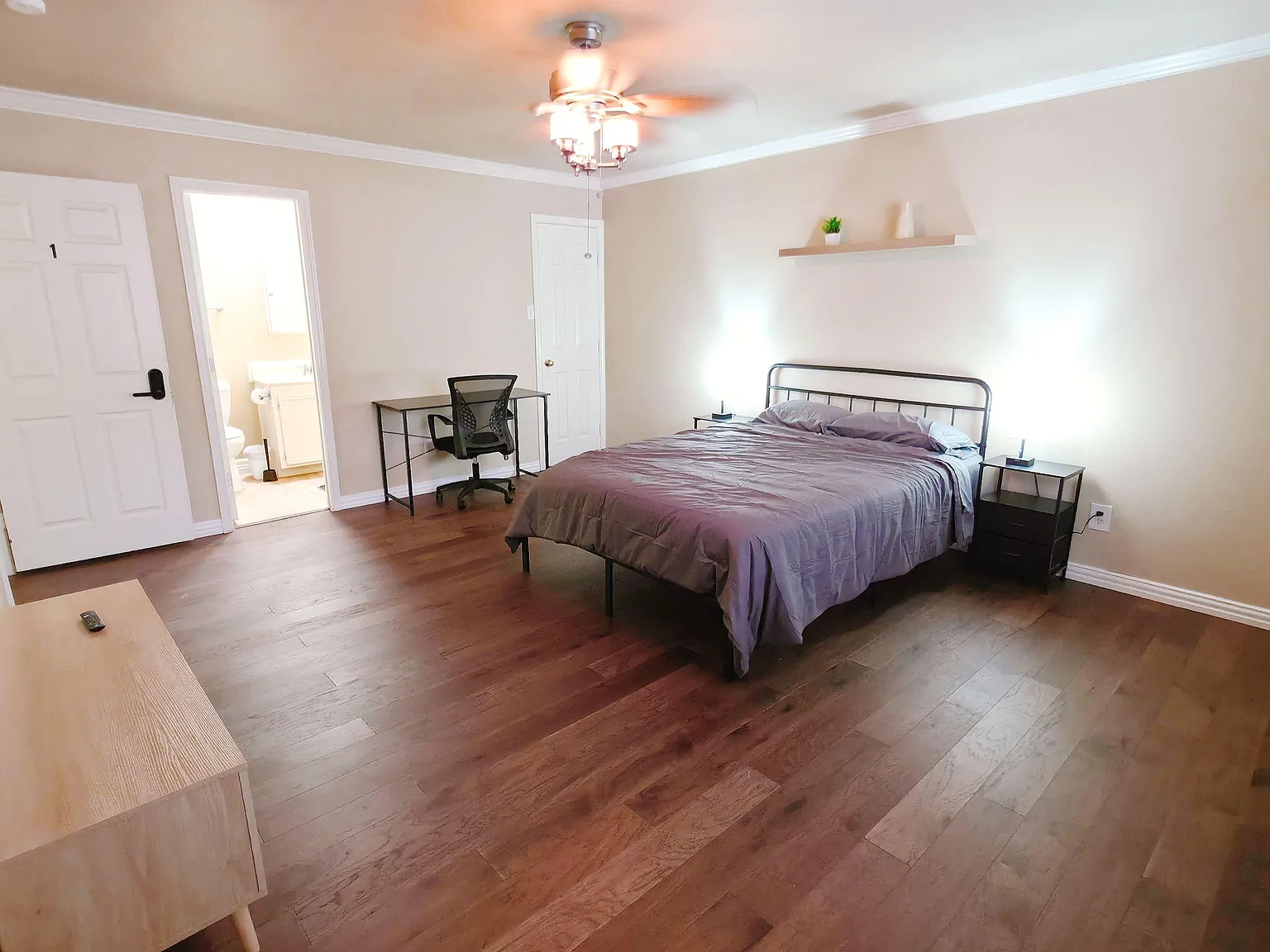 4 bed, 2.5 bath, 2100 sqft, $1,027 — Photo 4