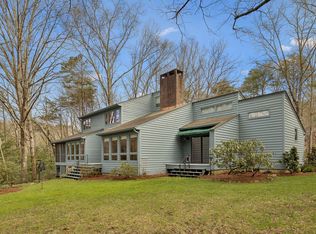 2429 Boston Branch Cir, Signal Mountain, TN 37377