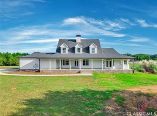 2220 Grand Oaks Dr, Social Circle, GA 30025