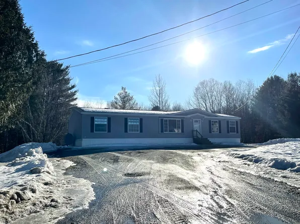 7 Oxford Street, Fairfield, ME 04937