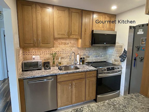 5th image of 18 Hamilton Rd APT 503