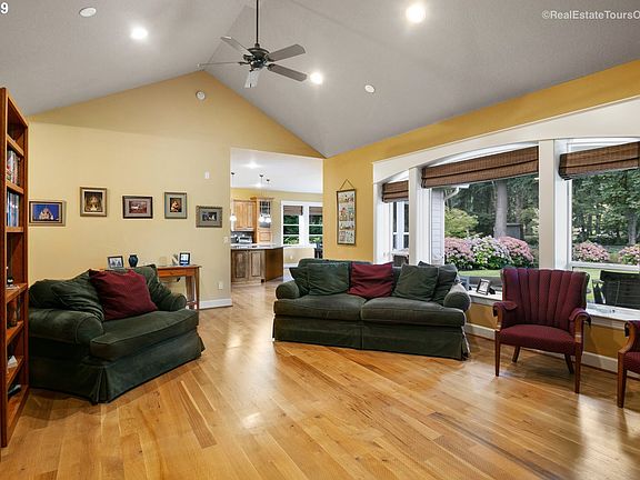 5th image of 8814 NE 162nd St