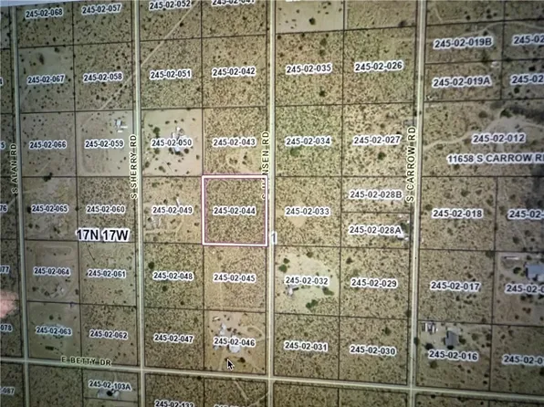 11687 S Hansen Rd, Yucca, AZ 86438