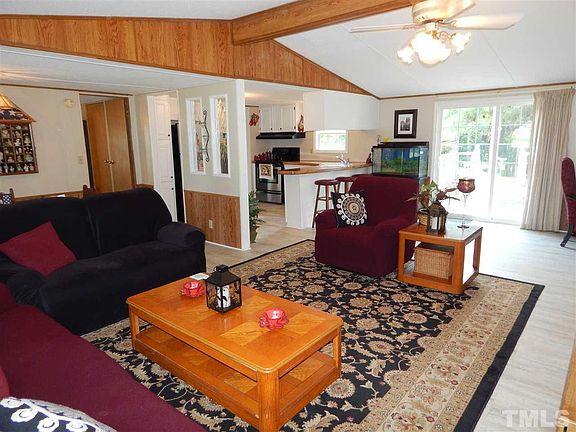 3rd image of 2090 Pleasants St