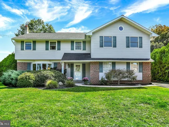 103 Quince Dr, Hatboro, PA 19040