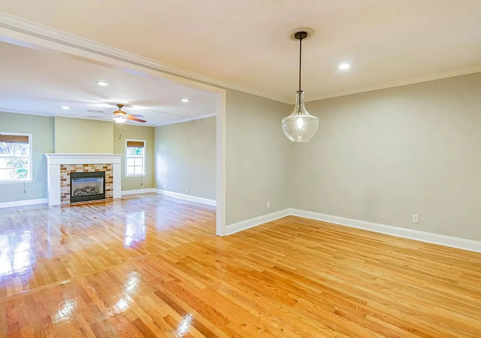 3705 W Barcelona St - For Rent! — Photo 4