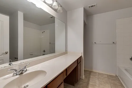 709 Parkplace Rdg #709 Photo 1