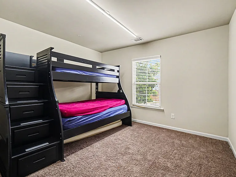 333 Summit Village Dr — Photo 26