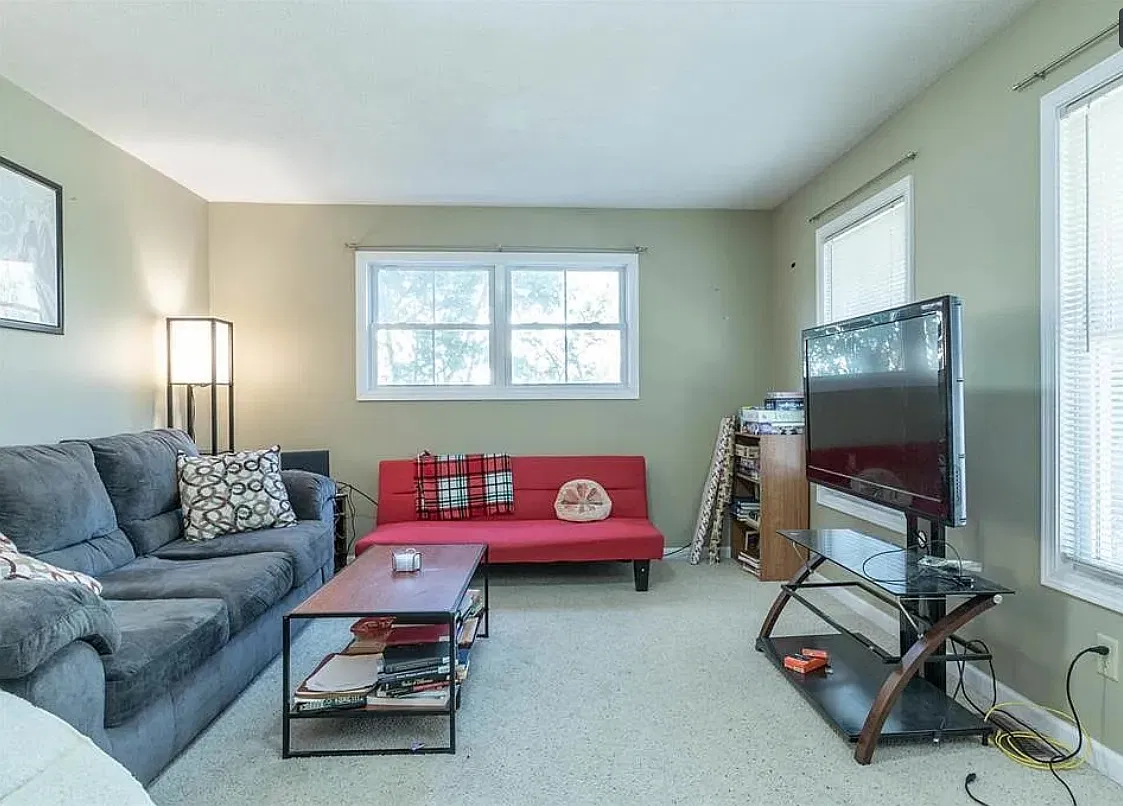 3 bed, 1620 sqft, $2,595 — Photo 3
