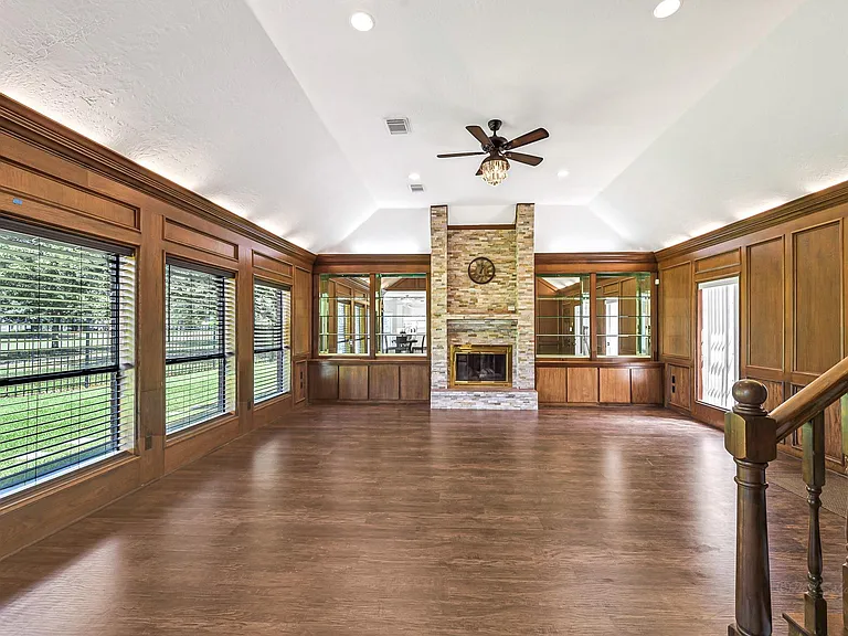 21410 Ganton Dr — Photo 19