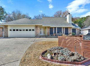 2429 Rock Creek Dr, Kerrville, TX 78028