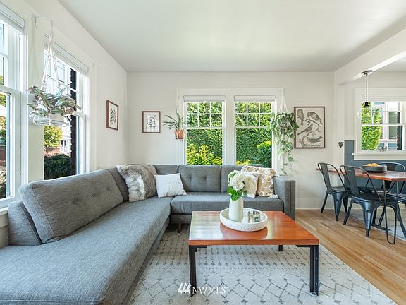 3rd image of 1705 E Columbia Street E #5