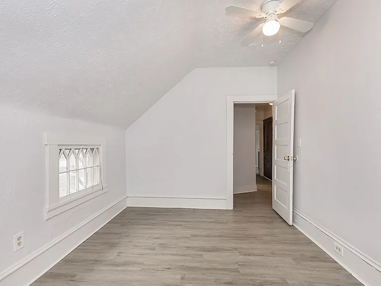 2307 Garden Ave — Photo 11