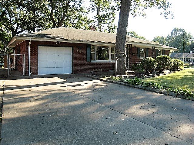 1st image of 3820 Brentwood Dr