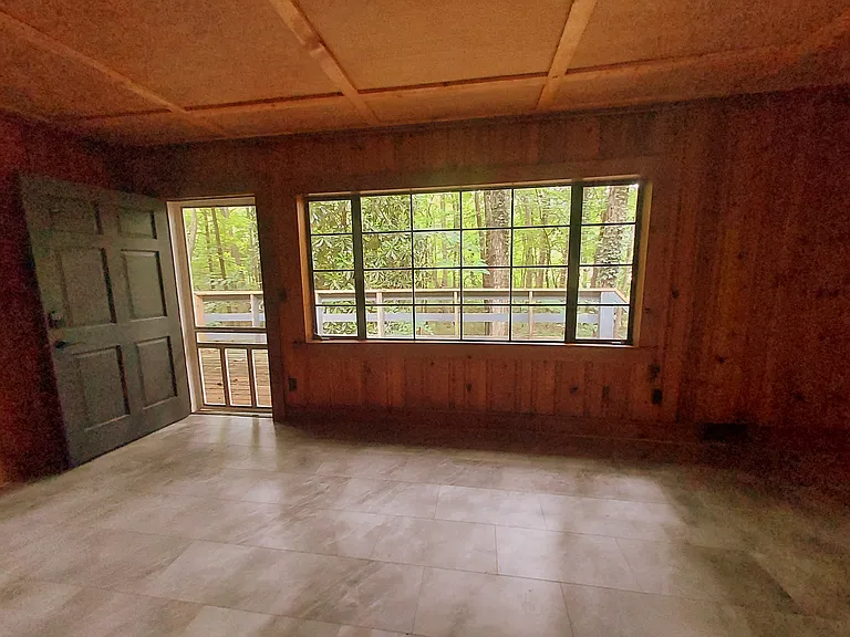 212 Dianne St #B — Photo 6