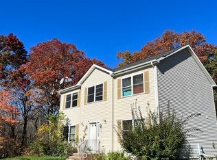 46 Steeple Chase Cir, Attleboro, MA 02703