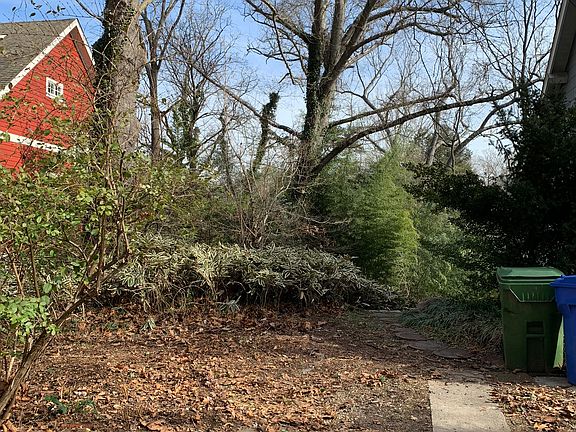 2nd image of 101 Pearson Dr