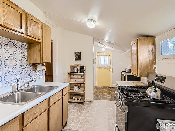 5th image of 2819 W 43rd Ave