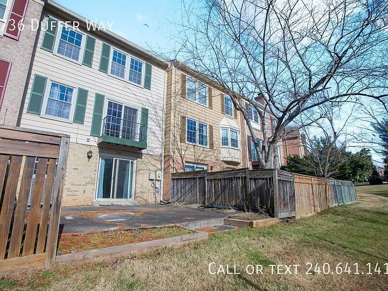 9736 Duffer Way — Photo 33