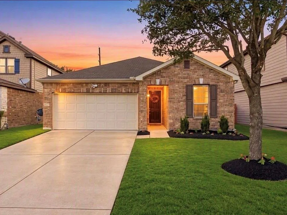4527 Ashberry Pine Ln