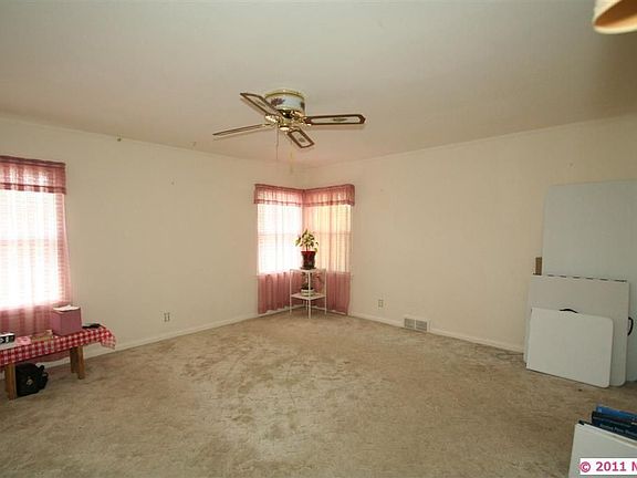 4th image of 1314 Circle Dr
