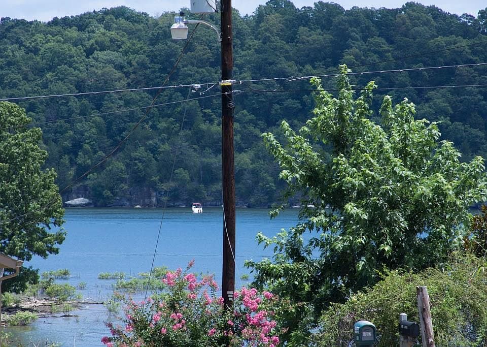 1st image of S Lakeshore Dr