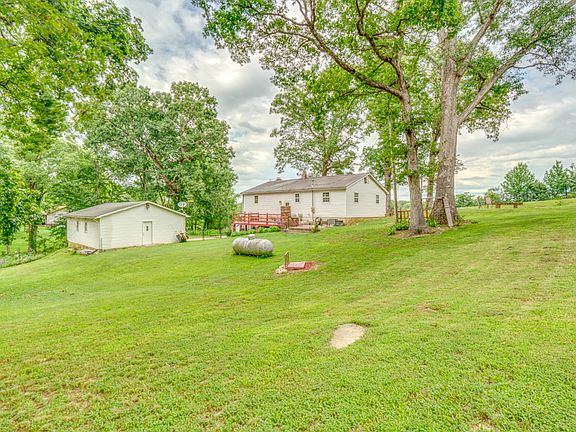 4th image of 8841 N Triton Ln