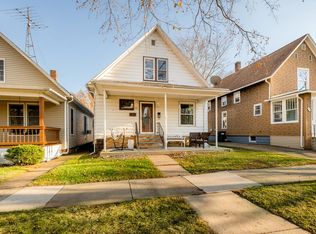 921 Court St, Saint Joseph, MI 49085