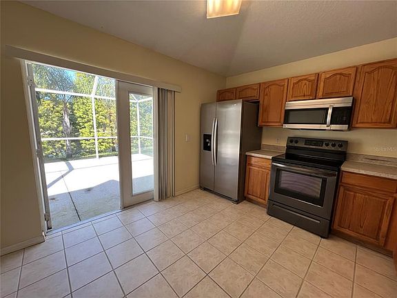 4th image of 18106 Birdwater Dr