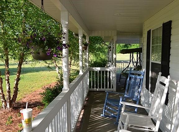 3rd image of 1852 Houndsfield Dr