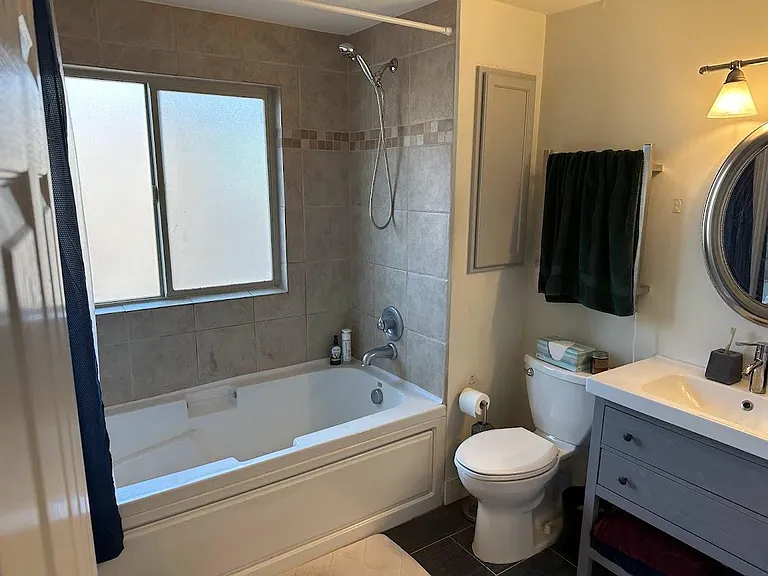 1421 N Pearl St #6 — Photo 14