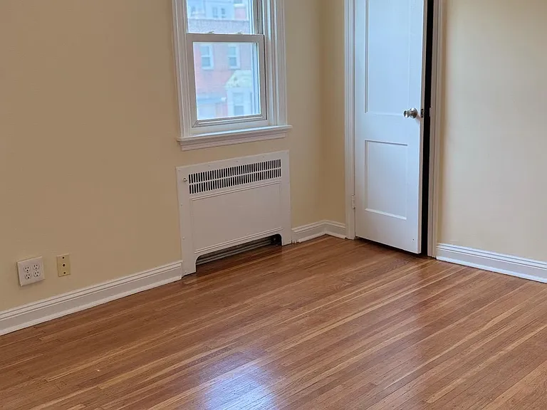 249 Glendale Rd — Photo 14