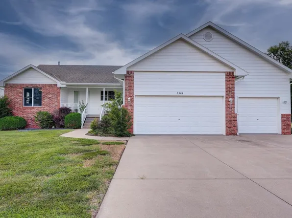 3504 Quail Hollow Dr, Winfield, KS 67156