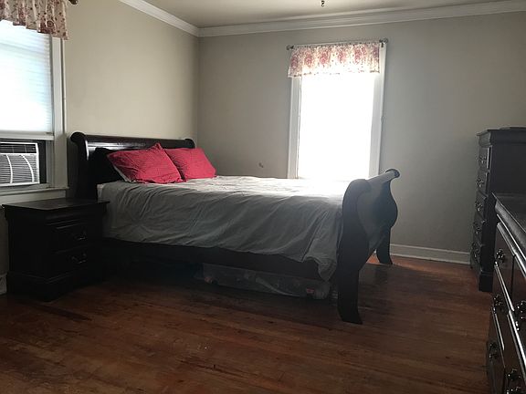 2nd image of 9 Grand Ave