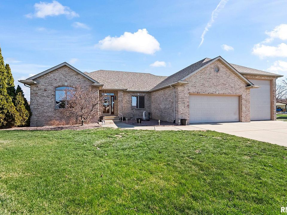 1st image of 2104 Dubsdread Dr