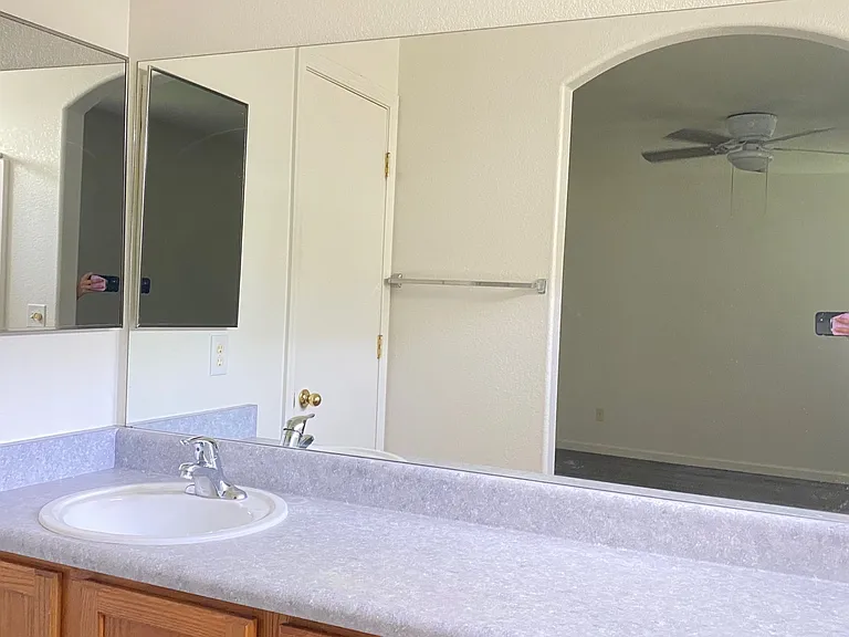1619 W Bitter Orange St — Photo 10