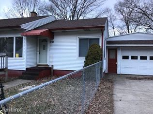 1925 Smith St, Muskegon, MI 49442