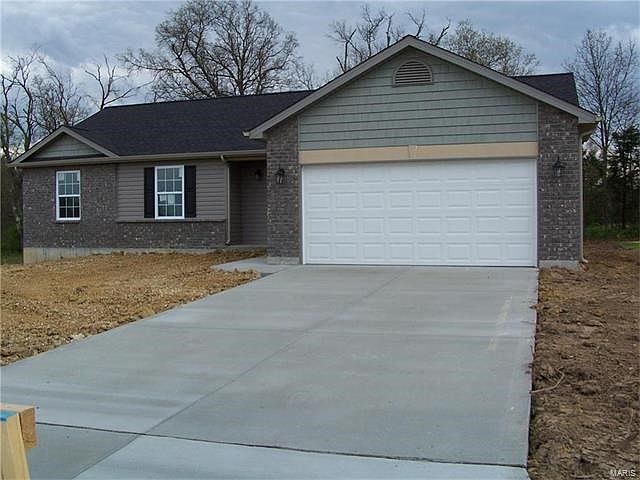 2nd image of 516 Austin Dr