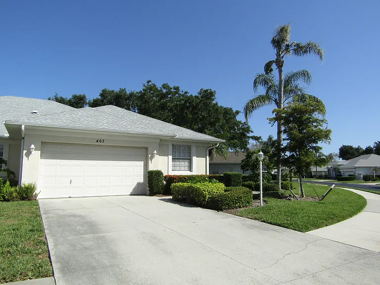 463 Bermuda Isles Cres — Photo 1