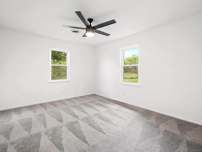 3110 W Old Farmington Rd — Photo 13