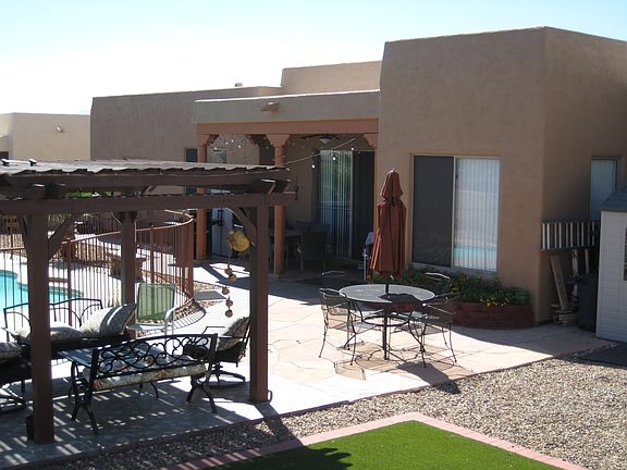 2nd image of 1025 N Camino Miraflores