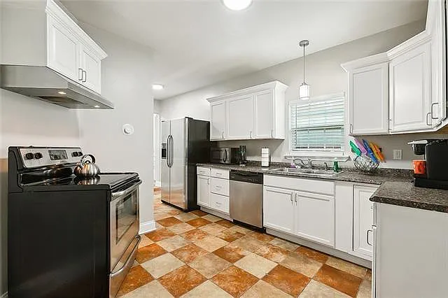 2 bed, 2.0 bath, 1050 sqft, $1,750 — Photo 3