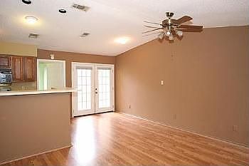 3rd image of 2006 Cottage Oak Ln